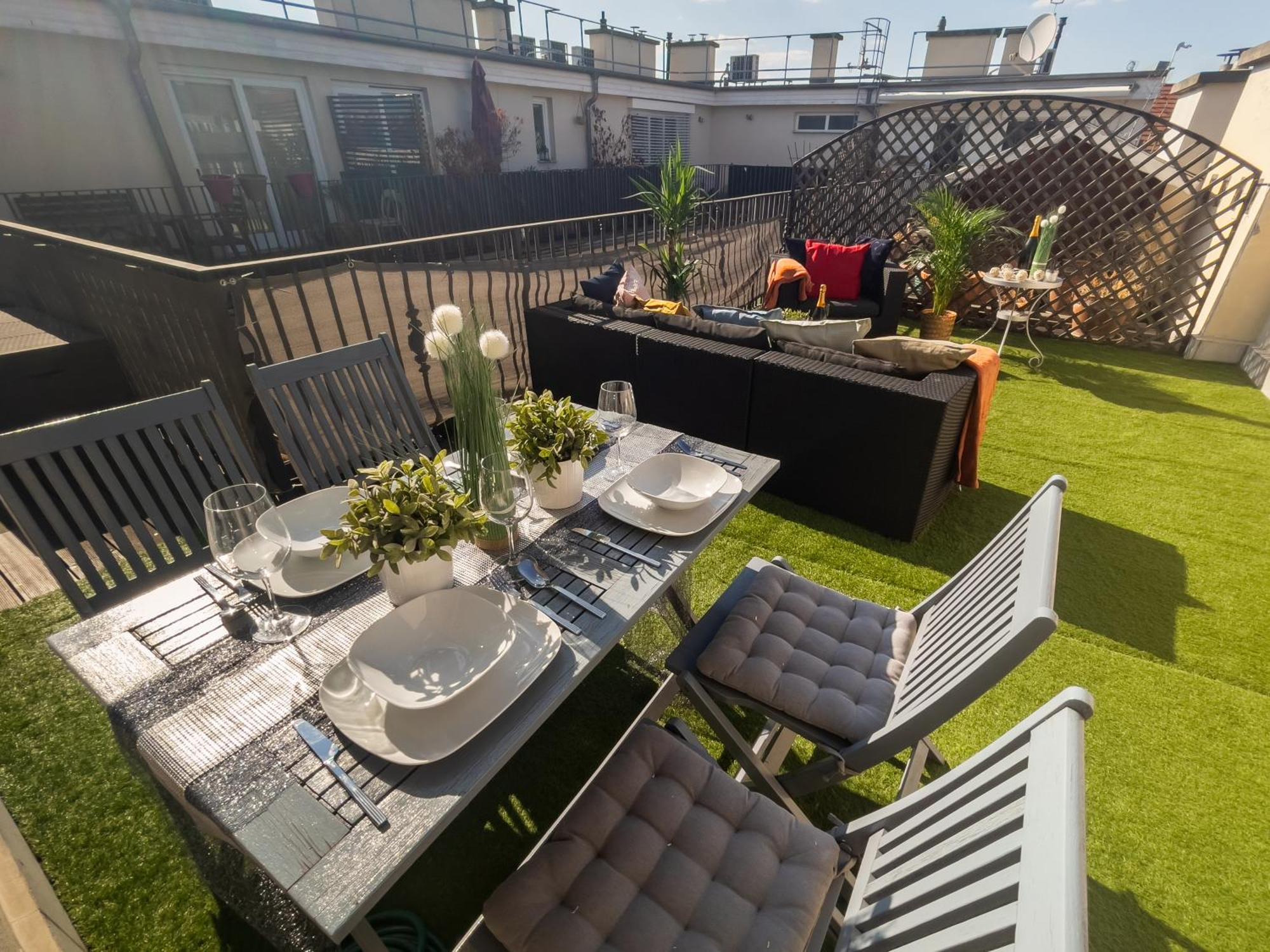 Luxurious Penthouse In The Heart Of Будапеща Екстериор снимка